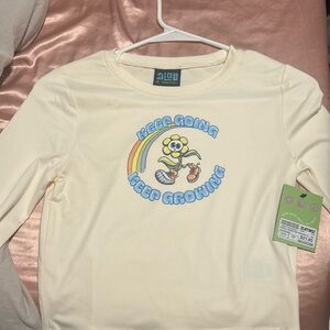 Super comfy stretchy zumiez top! That’s never been worn!